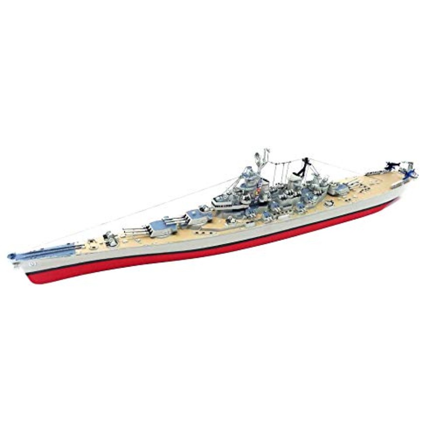 Kit Modello in Plastica USS Io - Model Kit Uss Iowa recensione e prezzo