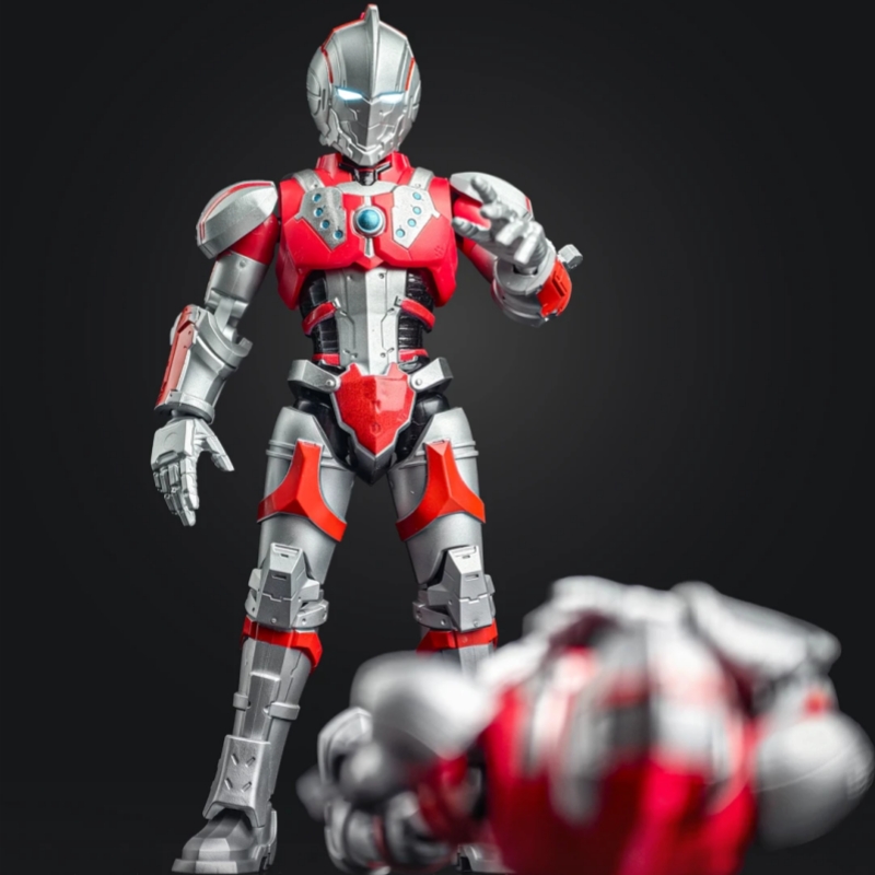 Blokees Genuine Ultraman: Risi - Model Kit Transformers recensione e prezzo