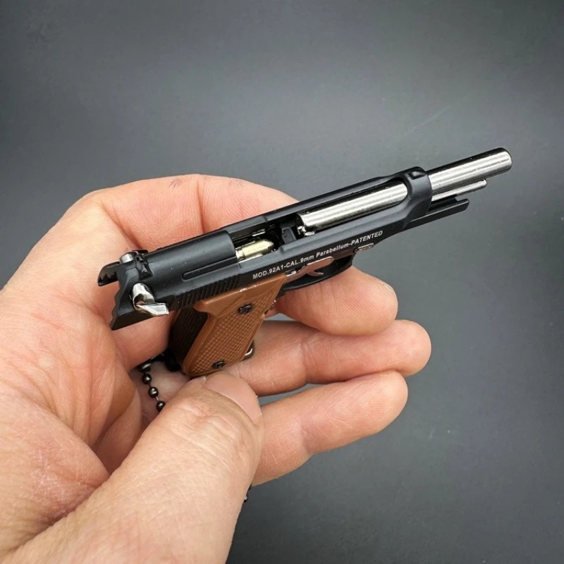 Portachiavi a forma di pistola - Model Kit Revolver recensione e prezzo