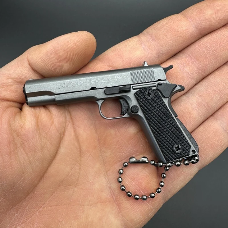 Modellino di Pistola Colt M191 - Model Kit Revolver recensione e prezzo