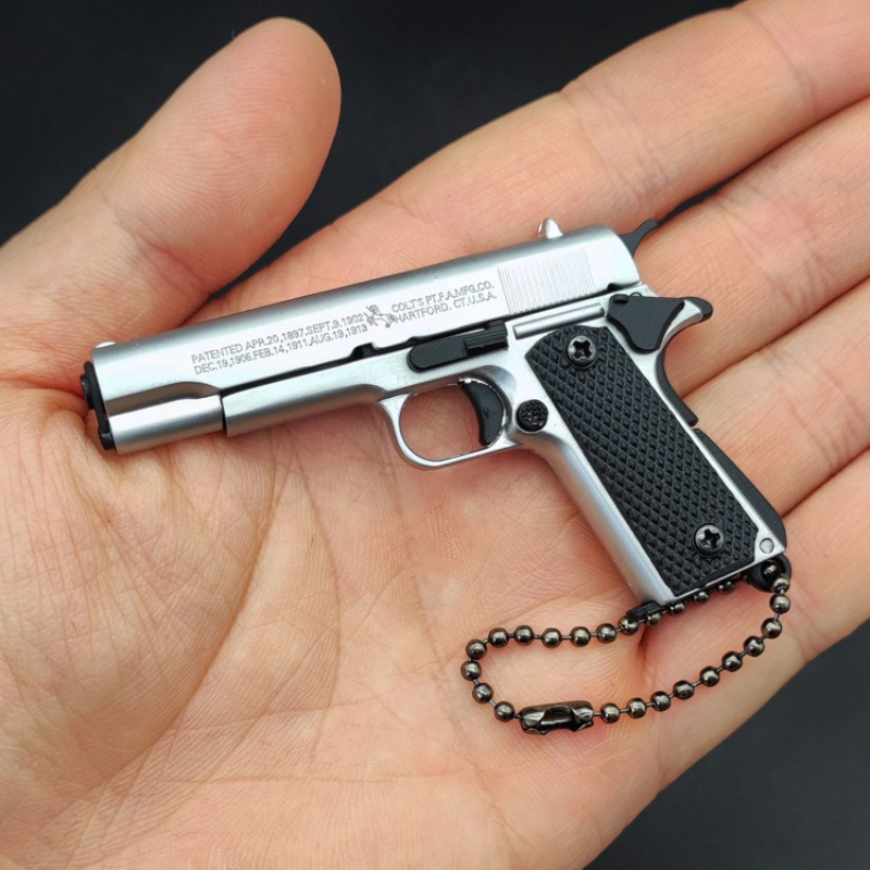 Modellino di Pistola Colt M191 - Model Kit Revolver recensione e prezzo