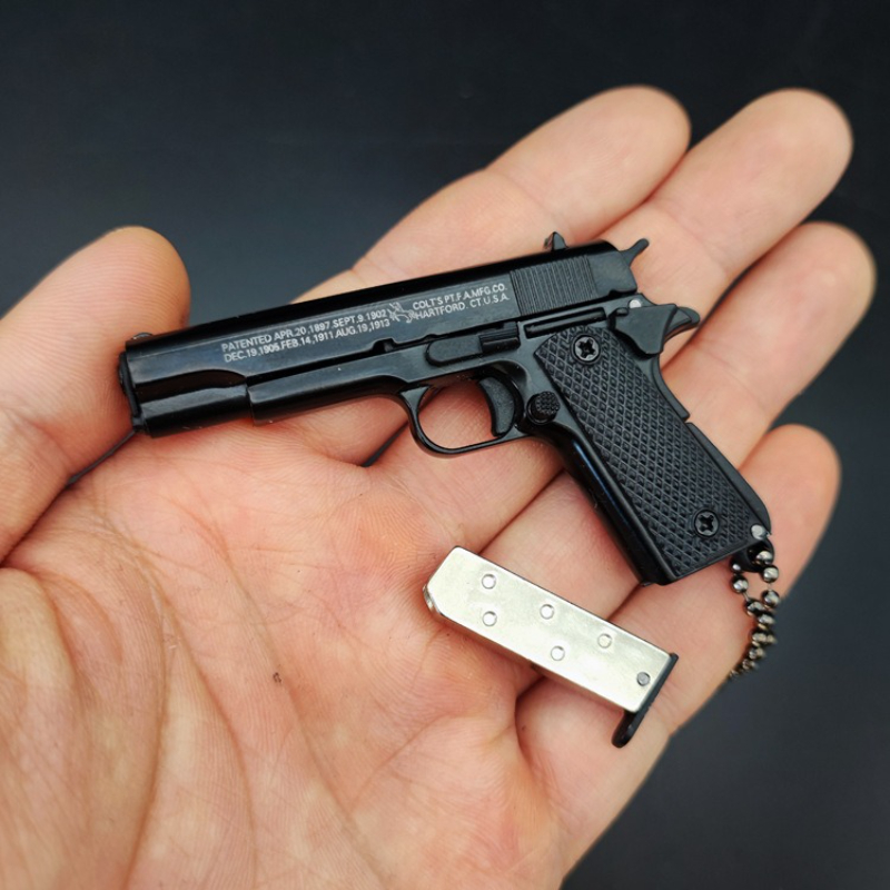 Modellino di Pistola Colt M191 - Model Kit Revolver recensione e prezzo