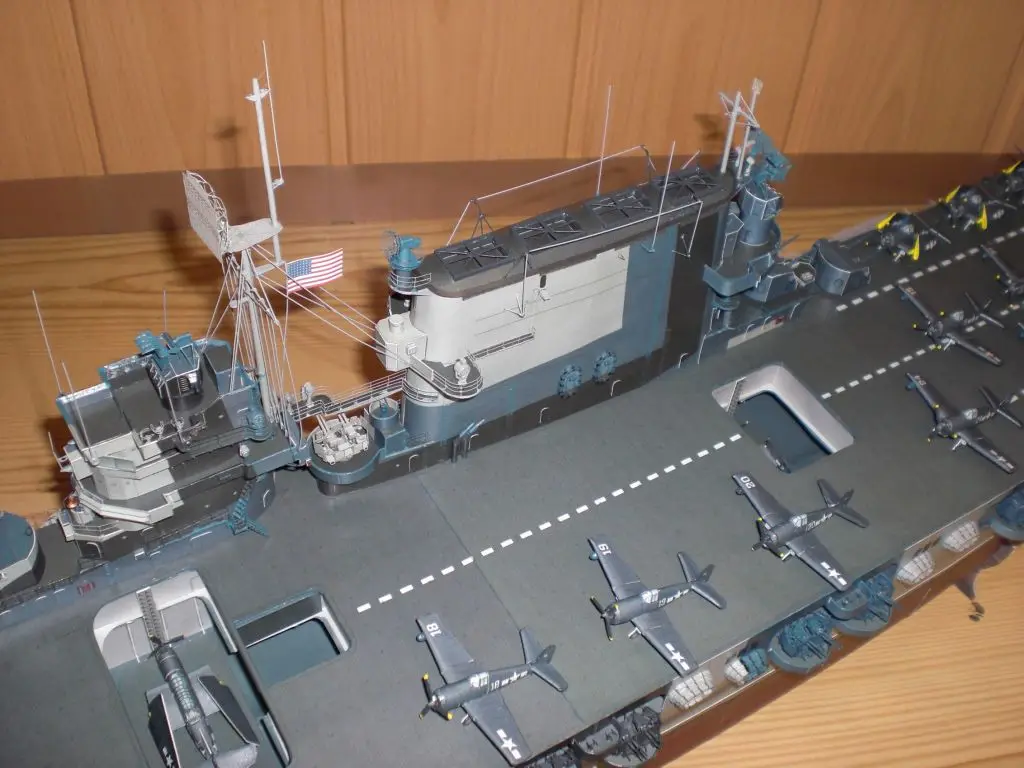 Scala 1:200 USS Saratoga (CV-3 - Model Kit Uss Iowa recensione e prezzo
