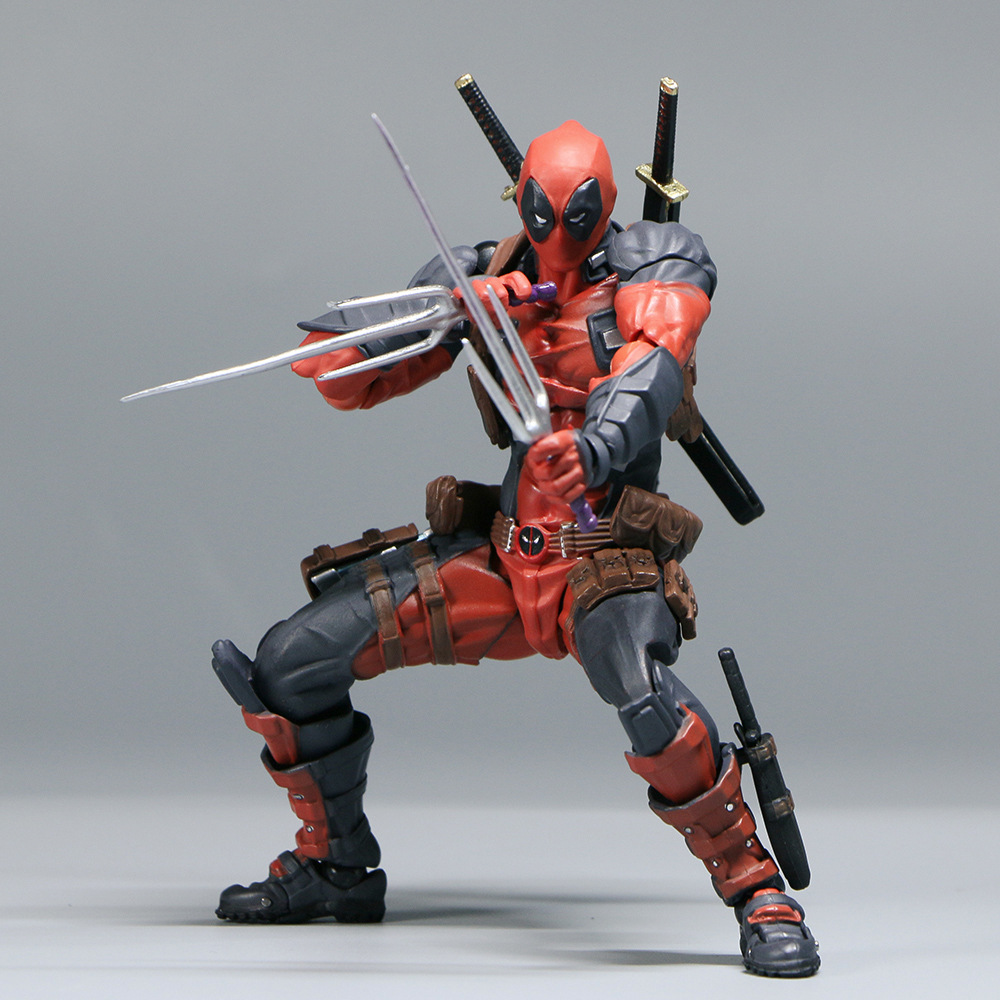 Incredibile Yamaguchi Deadpool - Model Kit Jojo recensione e prezzo
