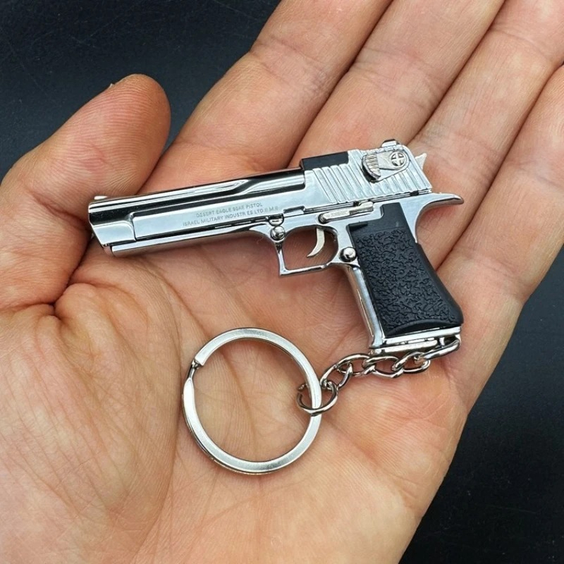 Portachiavi in lega in scala 1 - Model Kit Revolver recensione e prezzo