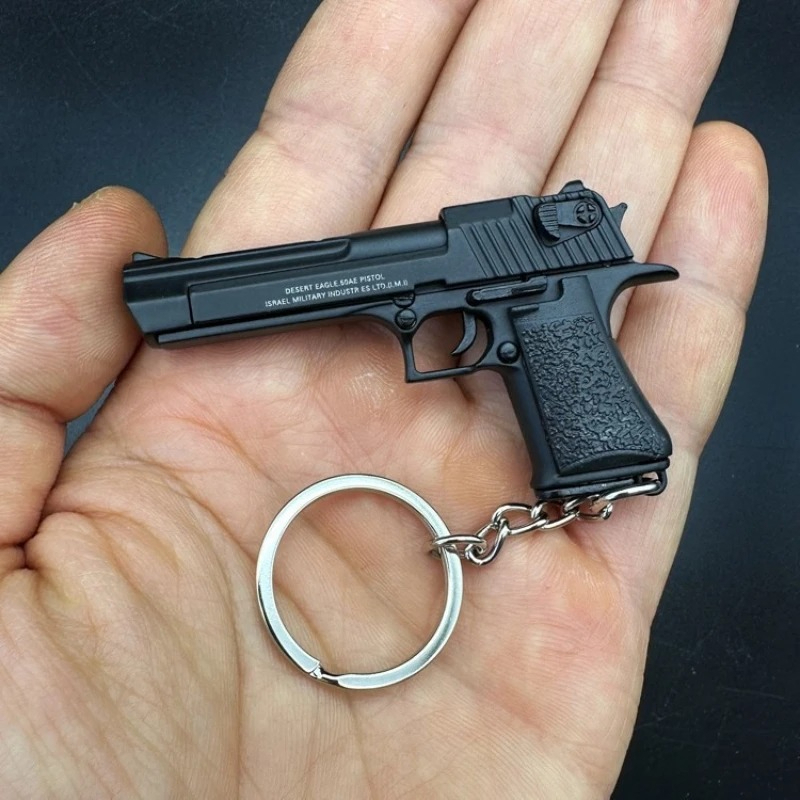 Portachiavi in lega in scala 1 - Model Kit Revolver recensione e prezzo